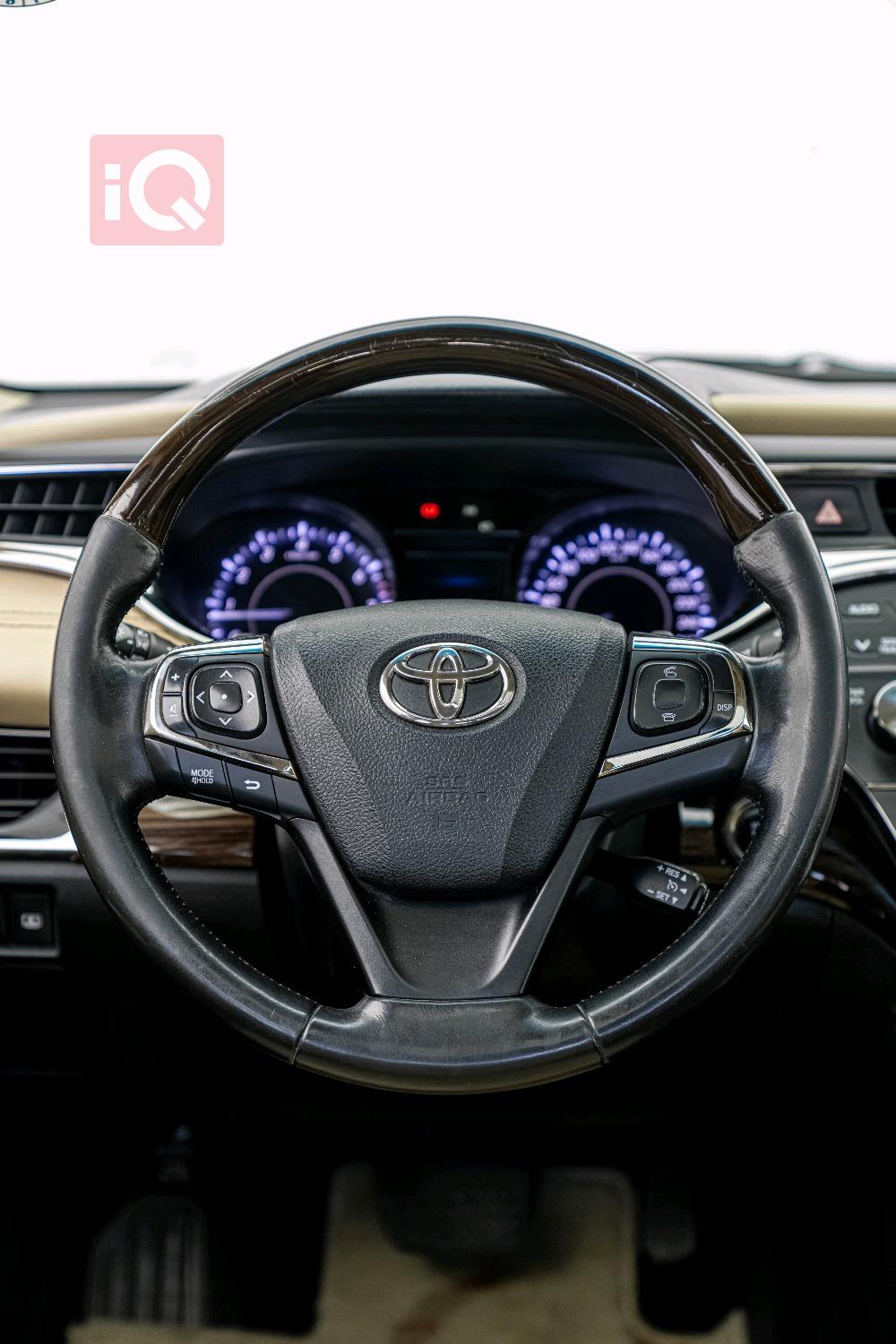 تويوتا أفالون